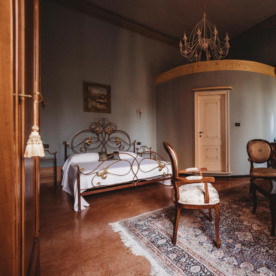 Salotto Delle Arti Hotel Modena Kültér fotó